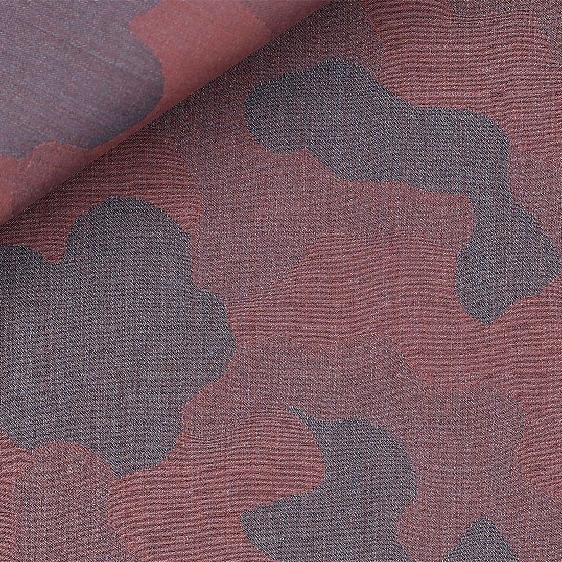 Jacquard Red Pattern