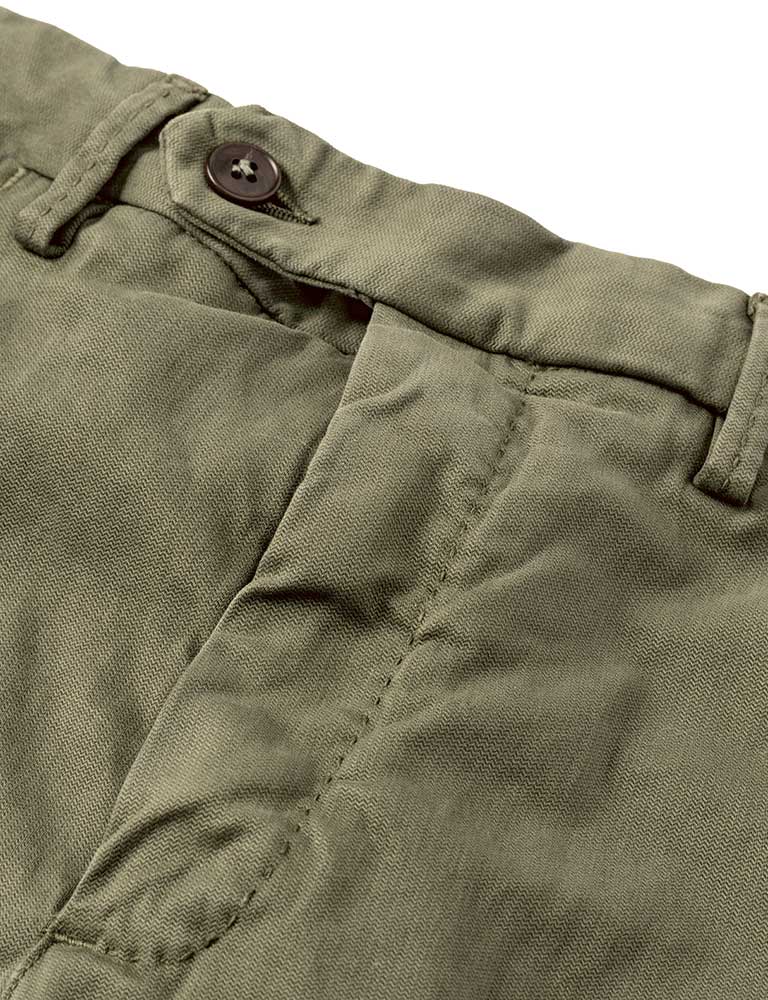 Chinos