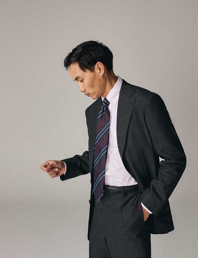 The Unstructured Grey Suit