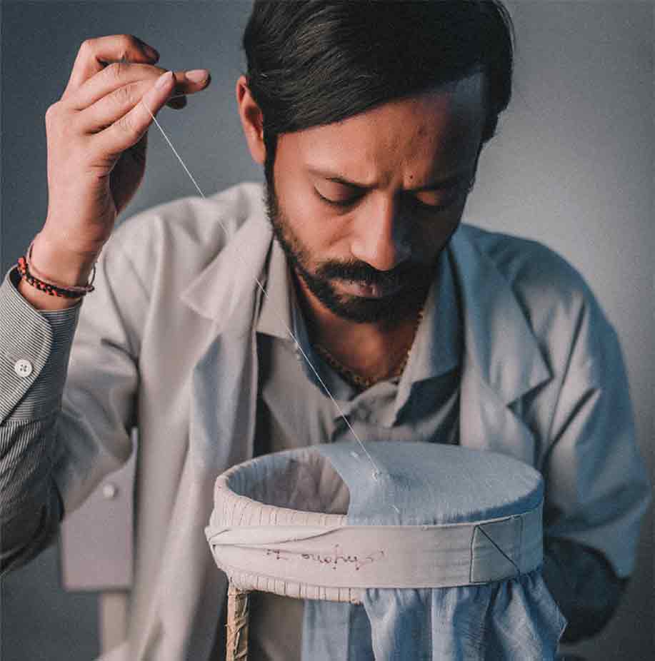 Bespoke shirt making, workmanship detail